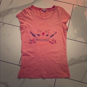 Cousin Earl fitted tee